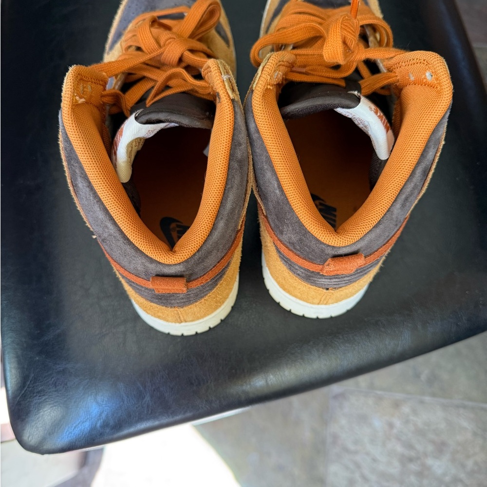 Nike High-Top Sneakers in Brown and Orange - Picture 3 of 8